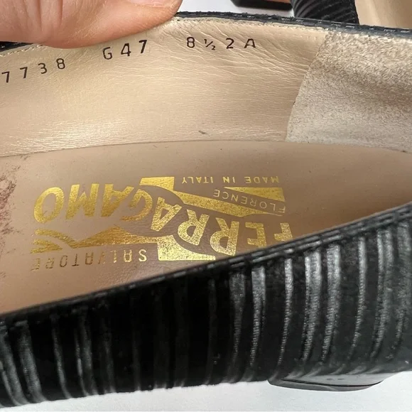 SALVATORE FERRAGAMO Black Cap Toe Chunky Heel Pumps, 8.5 A - Picture 7 of 11